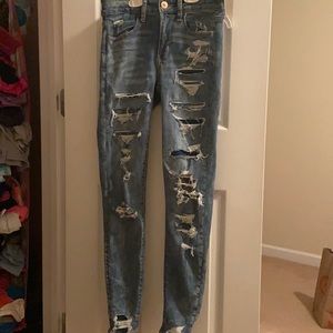 American Eagle Jeans: Hi-Rise Skinny Ripped Jeggings